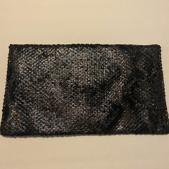 Clutch Faux alligator skin purse Urban Expressions - Picture 4 of 6